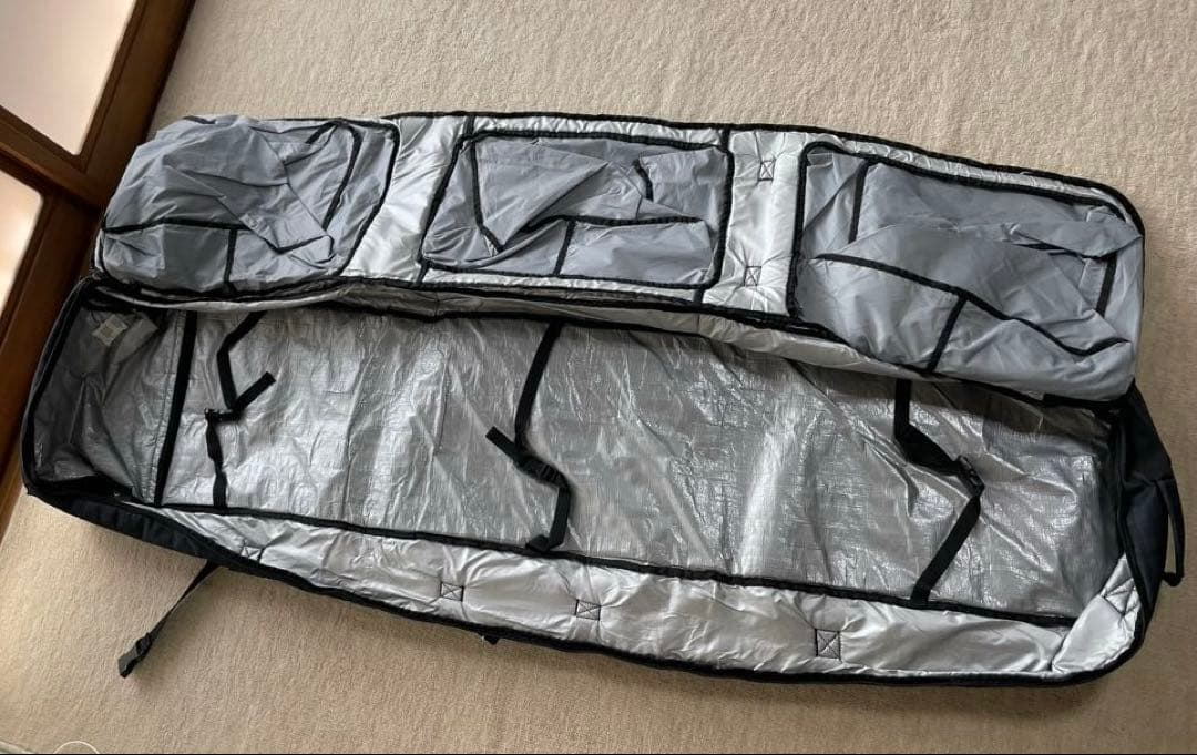 VAXPOT ウィーリー キャリースノーボードバッグ キャスター付き 未使用品