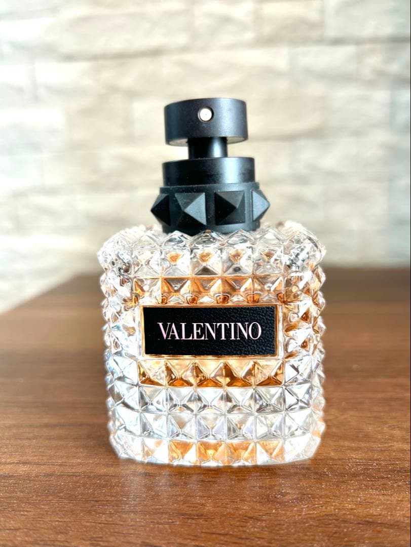 Valentino Donna ボーンインローマ 香水 50ml