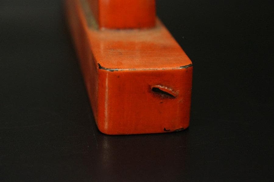 赤黒漆の美 根来 肘掛け 一対(ZE596)