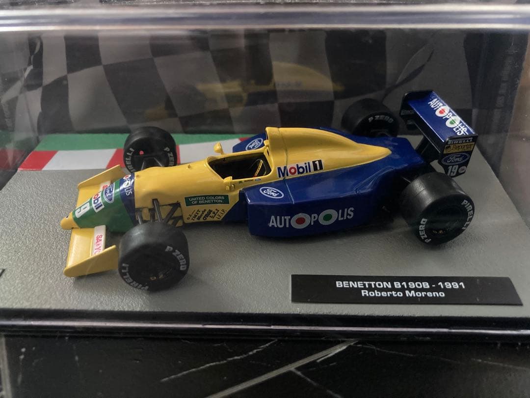激レア　日本未発売　F1マシンコレクション　ベネトンB190B ロベルト　モレノ