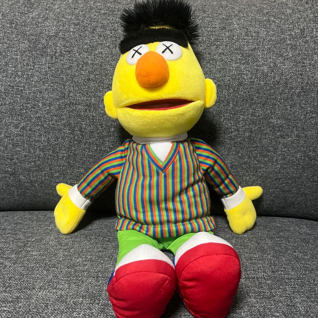 セサミストリート　ユニクロ　カウズ　5体セット レア品