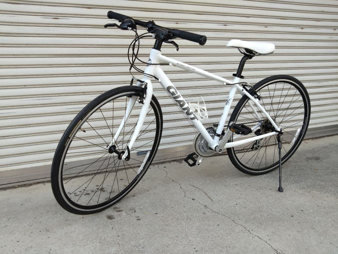 ジャイアント　GIANT　エスケープR３　Escape　R３　神奈川　引取限定