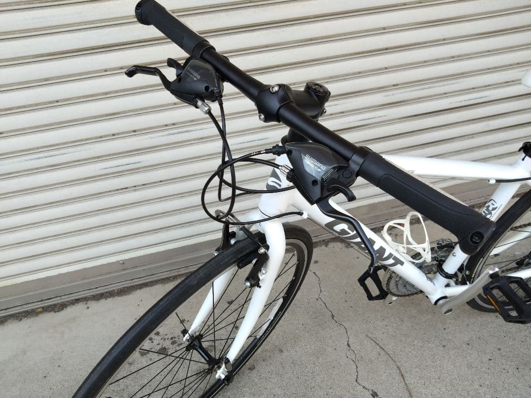 ジャイアント　GIANT　エスケープR３　Escape　R３　神奈川　引取限定