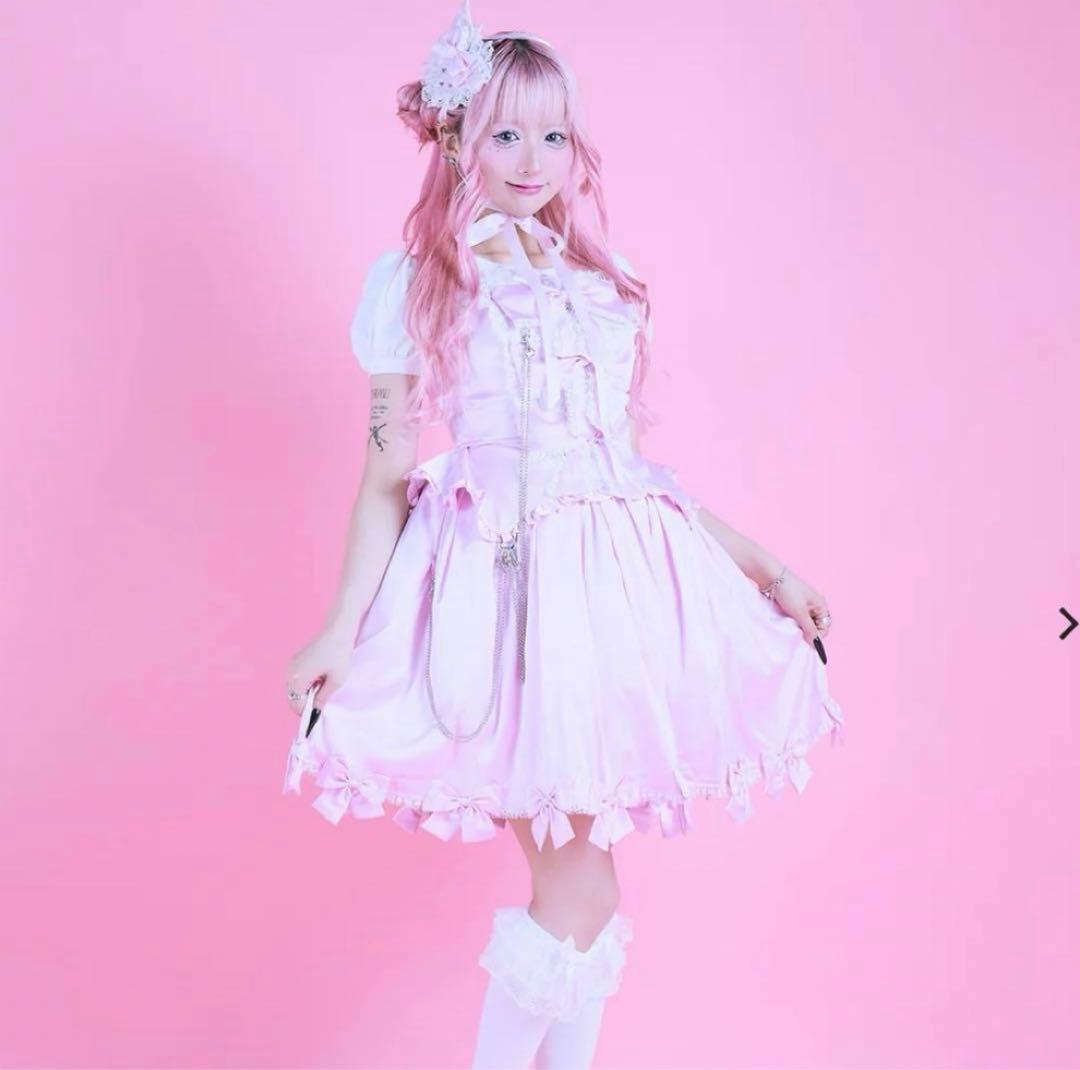 ♡AVENCHUMU Front ribbon chain one piece♡