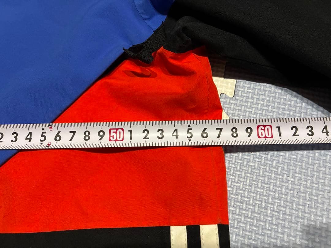 【希少】adidas スノーボードウェア ジャケット XS(実寸L〜XL相当)