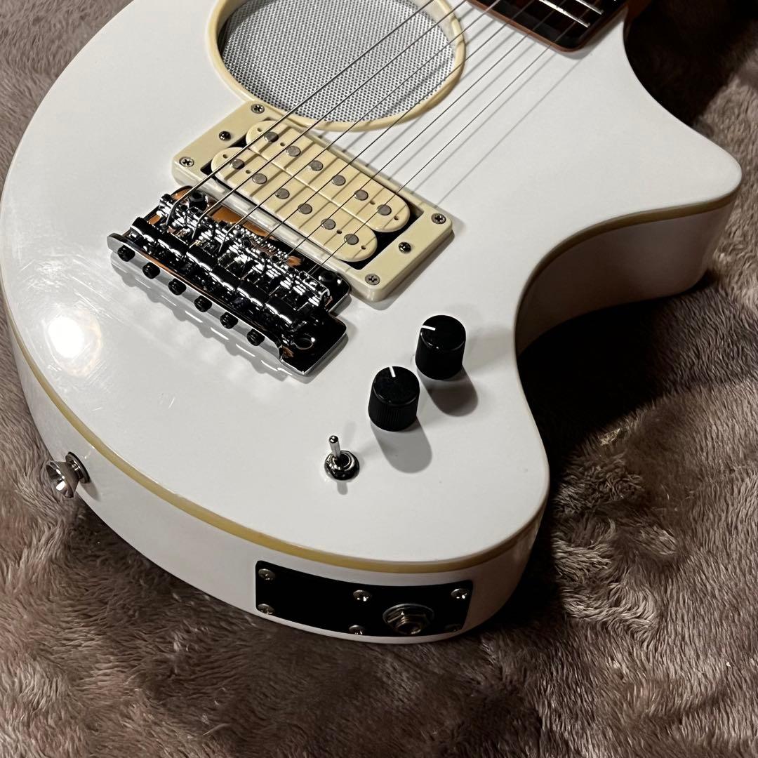 フェルナンデス ZO-3芸達者 アンプ内蔵 ホワイト 管AN