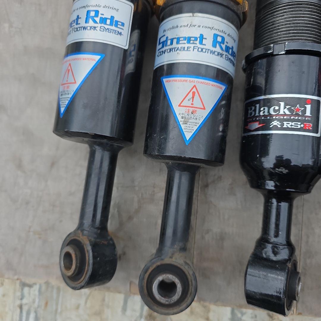 RS社車高調 RS-R Black☆i BKD200M13Y15日割中