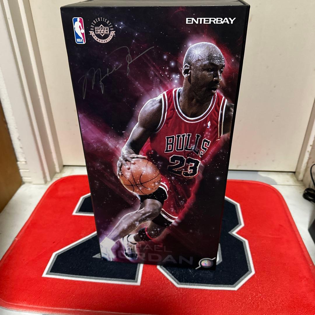 ENTERBAY マイケル・ジョーダン フィギュア 23番