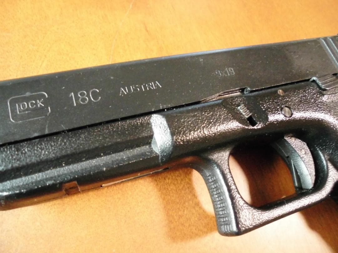KSC GLOCK G18C　ガスブロプラスチック製