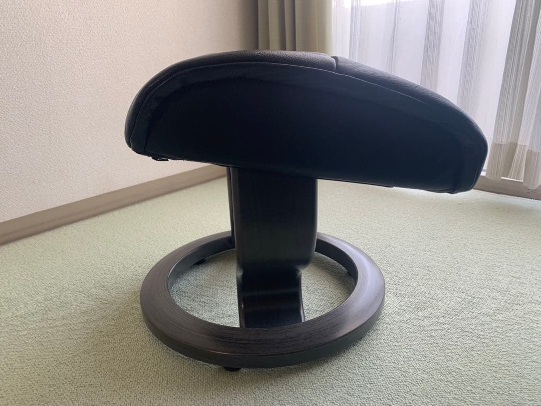 【DANKさん】　EKORNES ストレスレス　黒 レザー オットマン