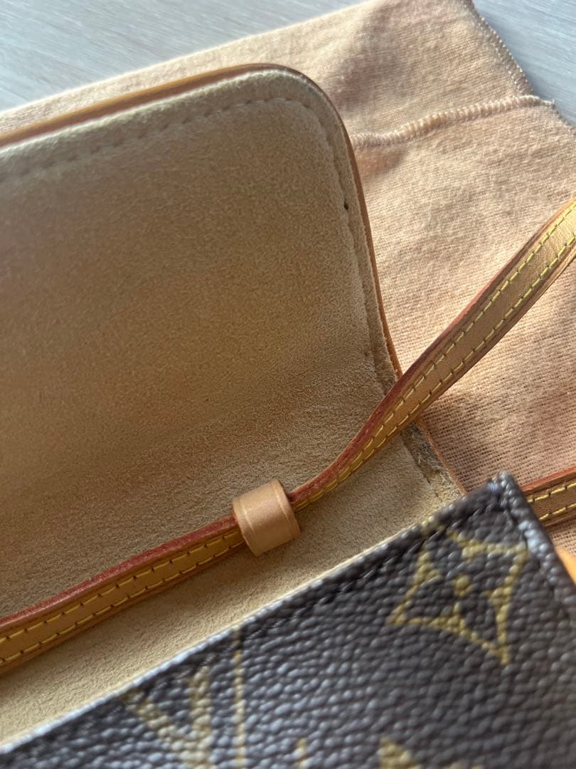 Louis Vuitton モノグラム ポシェットツインPM M51854