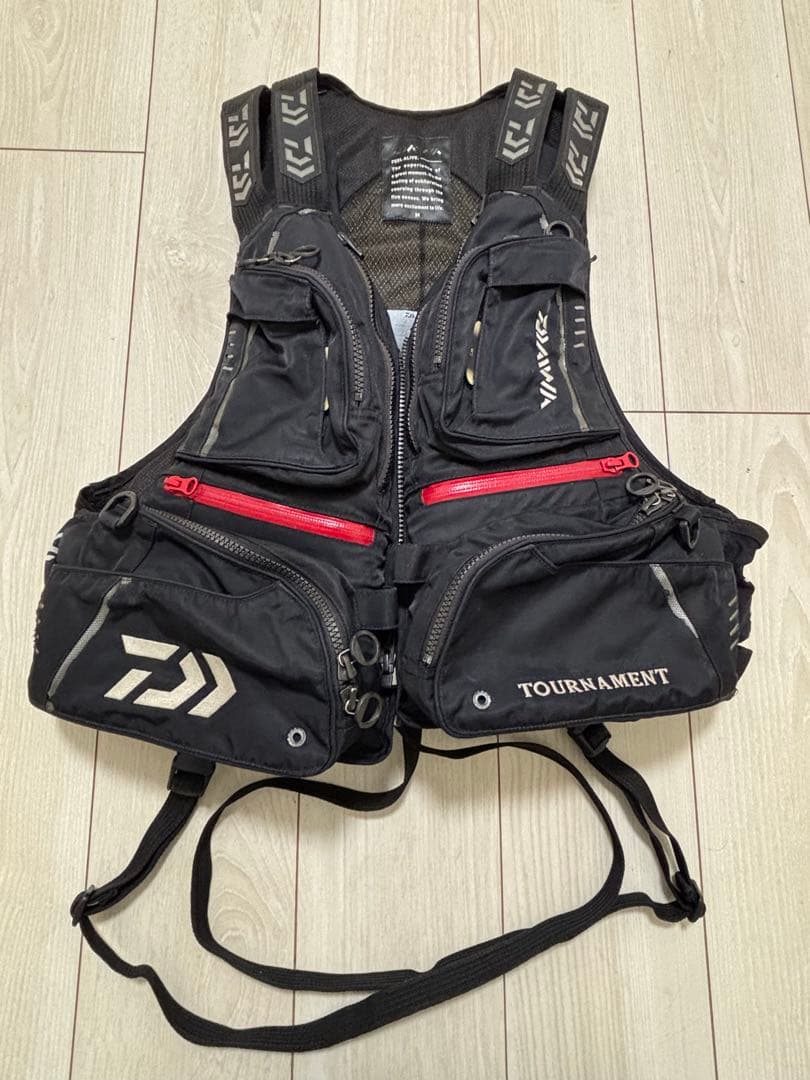 値下げ⭐︎Daiwa⭐︎ TOURNAMENT フローティングベストライフジャケット