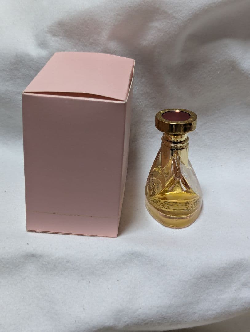 廃盤希少ブルガリローズエッセンシャルオードパルファム50ml