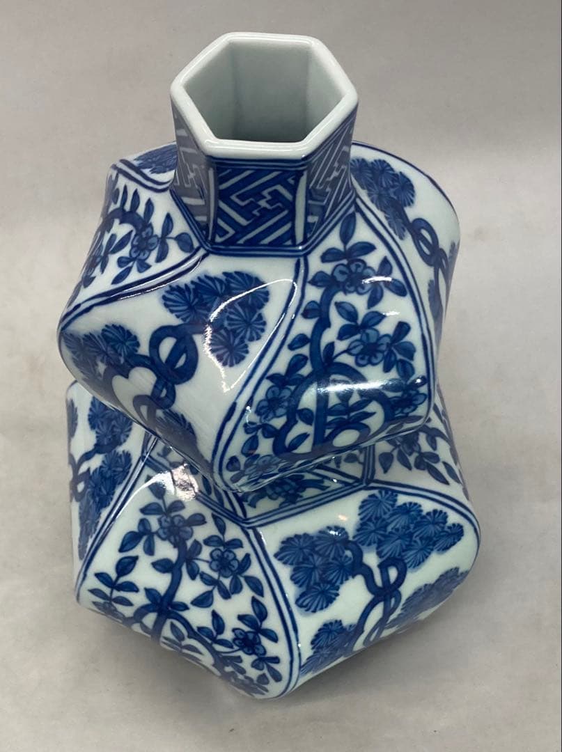 B511b 祥瑞手瓢形花入　源右衛門窯　松　捻り模様　染付　花瓶　箱無