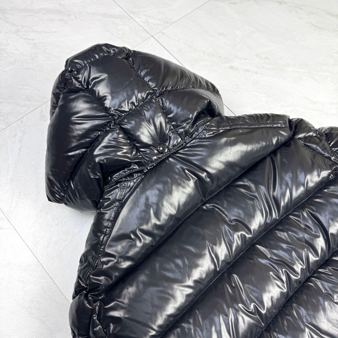 極美品 モンクレール MAYA マヤ ダウンジャケット　フード ブラック 0