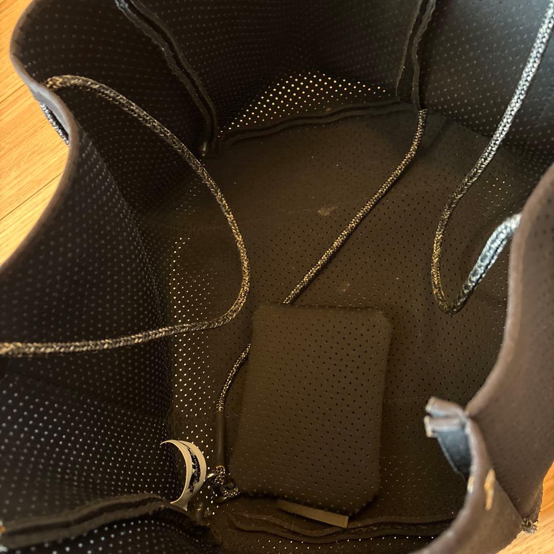 メッシュデザイン トートバッグ 黒 STATE OF ESCAPE