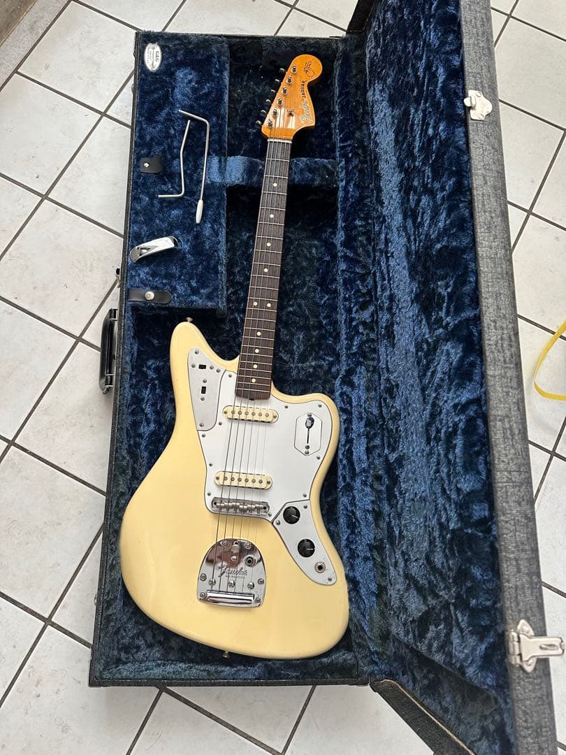 Fender【Johnny Marr】Jaguar Olympic White