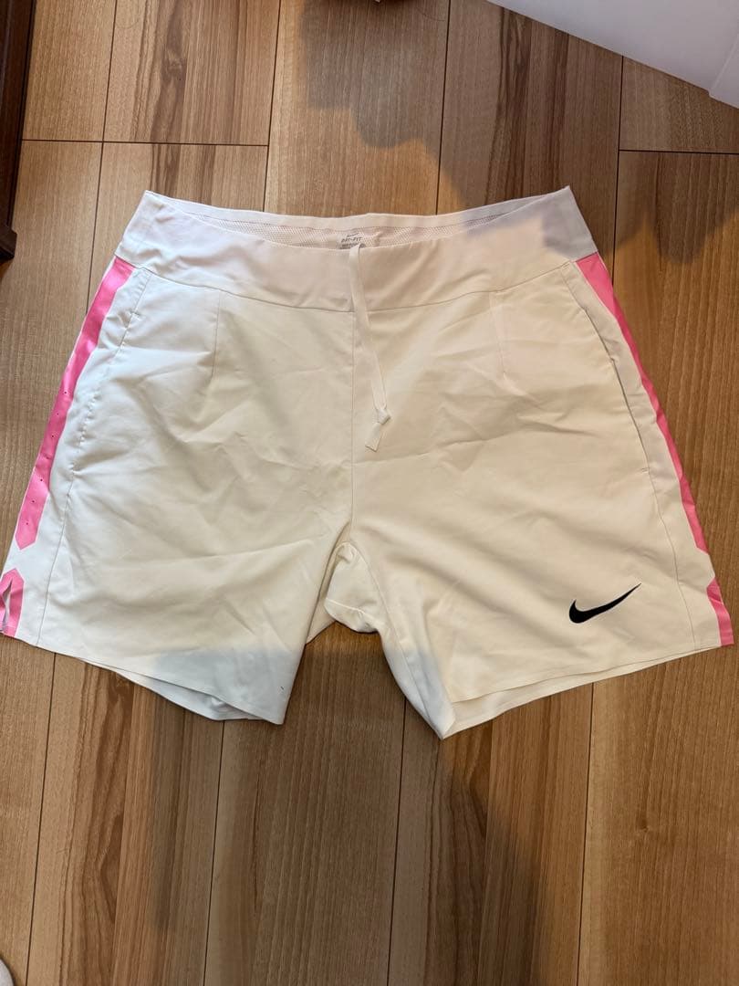 Nike ロジャー・フェデラー　ハーフパンツ ホワイト/ピンク　M