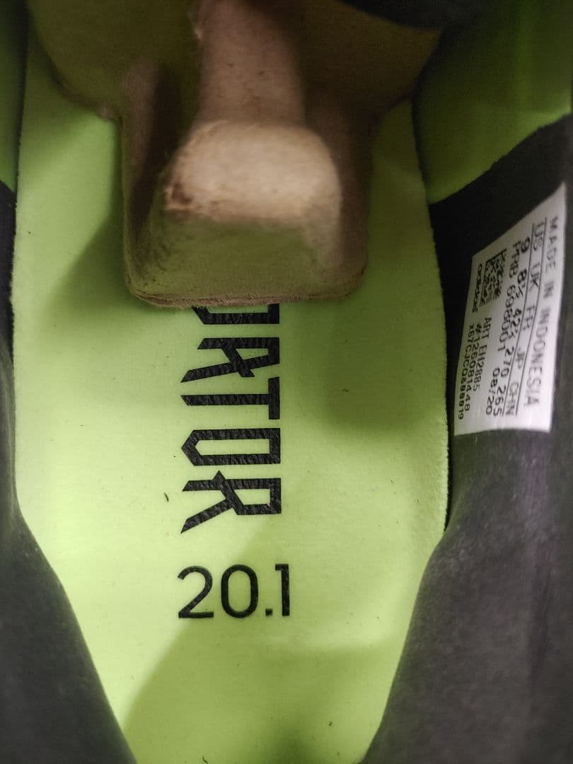 adidas プレデター　ミューテーター20.1　L　FG　27.0㎝　グリーン