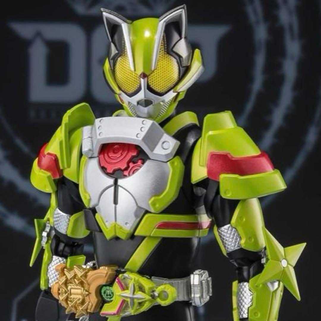 S.H.Figuarts仮面ライダータイクーン ニンジャフォーム＆ケケラ