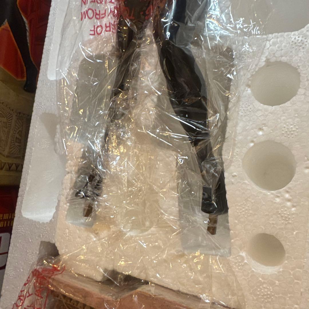 ダイヤモンドセレクト　マーベルコミックス　ブラックキャット スタチュー⭐︎新品⭐︎