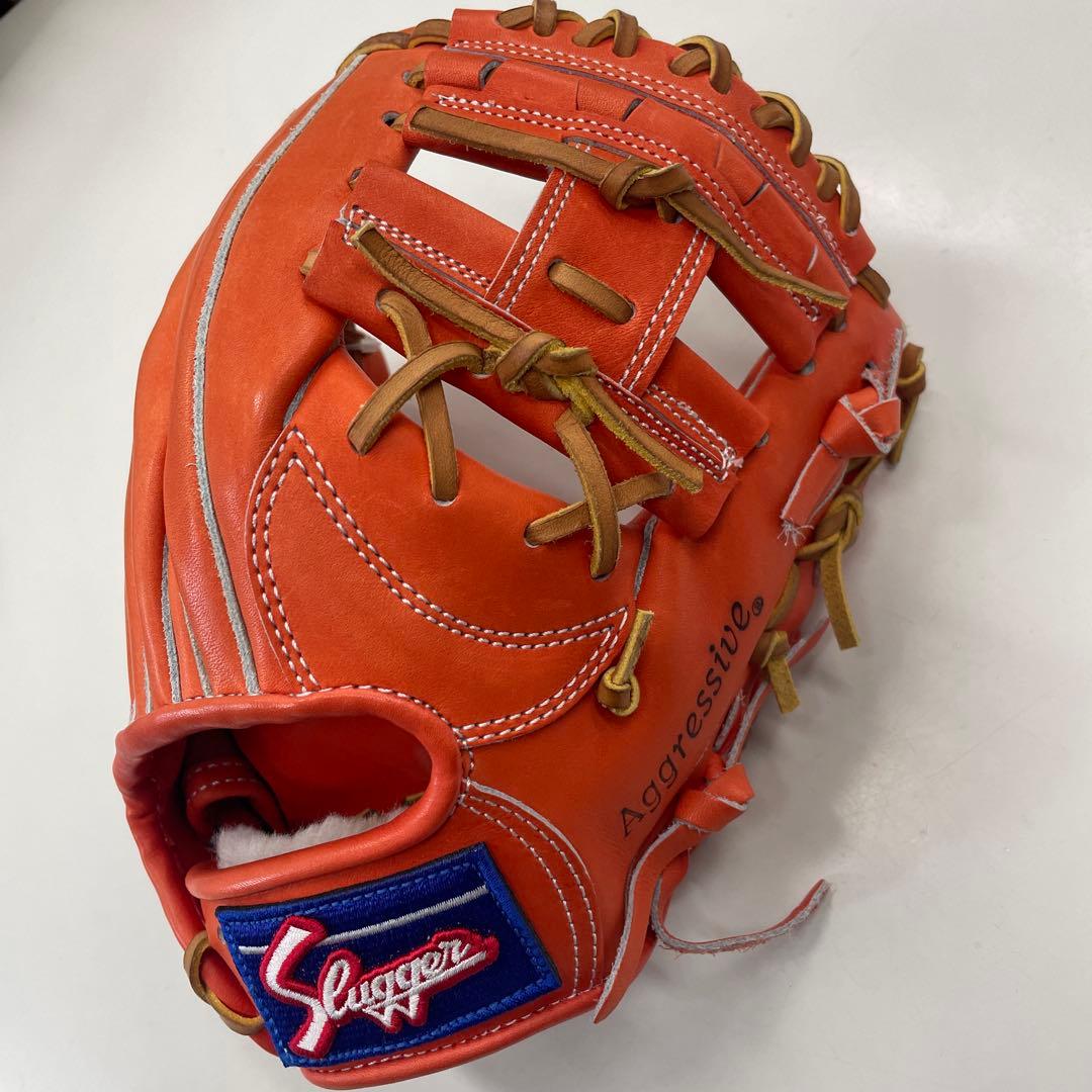 Slugger Aggressive オレンジ 硬式グローブ　二塁手・遊撃手向き