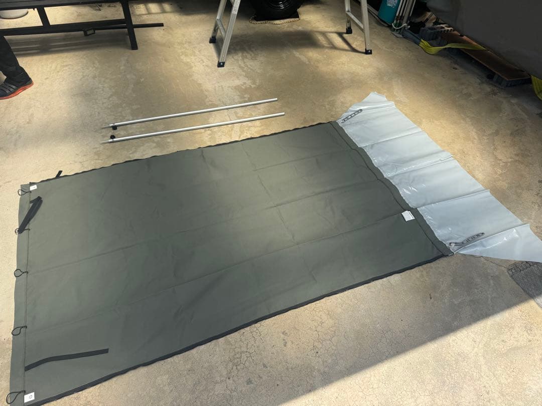 【美品】ルーフテント Overzone（オーバーゾーン）＋専用デイルームセット