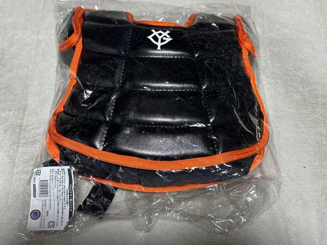 読売ジャイアンツプロテクター型リュック