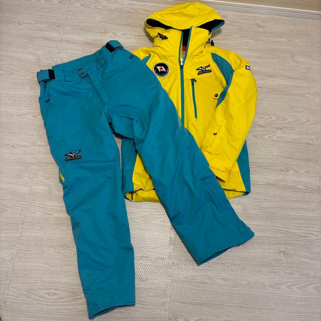 良品　ミズノスキーウエア SAJ技術員モデル　Mサイズ