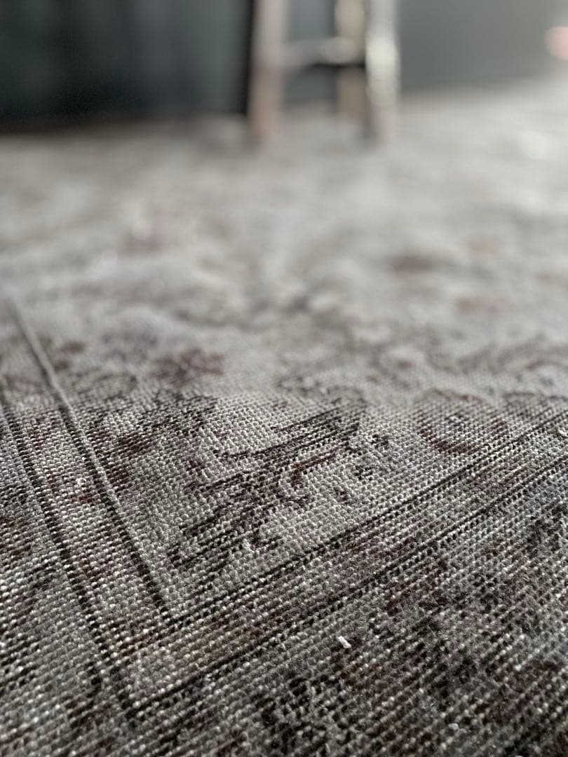 she　グレーオーバーダイ　ヴィンテージラグ　トルコラグ