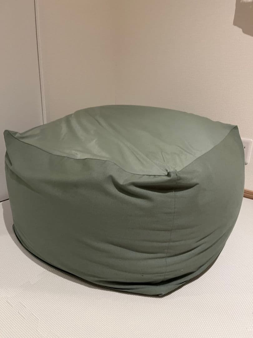 グリーンビーズクッション