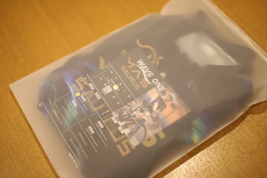MAS X SAURUS WAVE ONE サイクルジャージ「マサ・高倉正善」