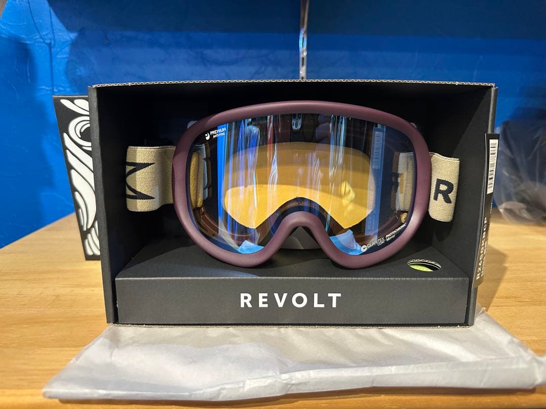 REVOLT SUPER LIGHT FRAME MATTE至極 調光ブルーミラ