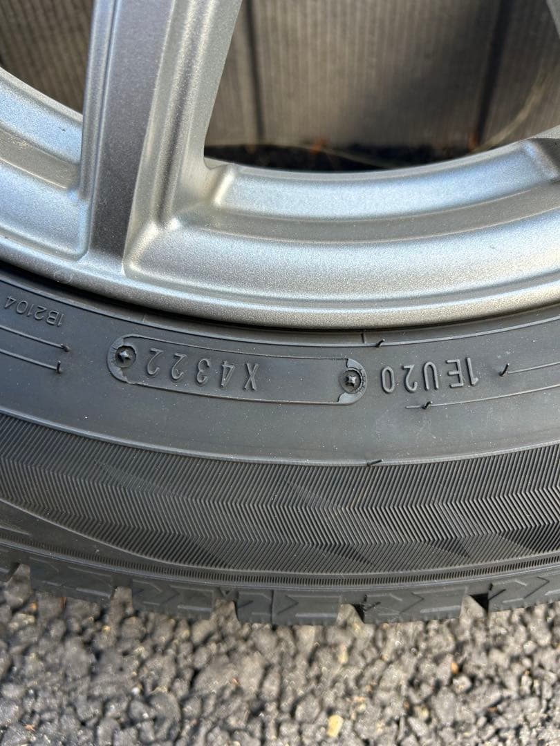 16インチ 2022年製スタッドレスタイヤ・ホイールセット　CPD114.3