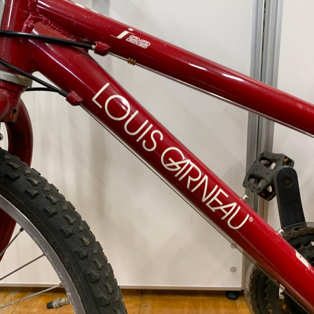 LOUIS GARNEAU 赤 j22 ルイガノ　送料込み