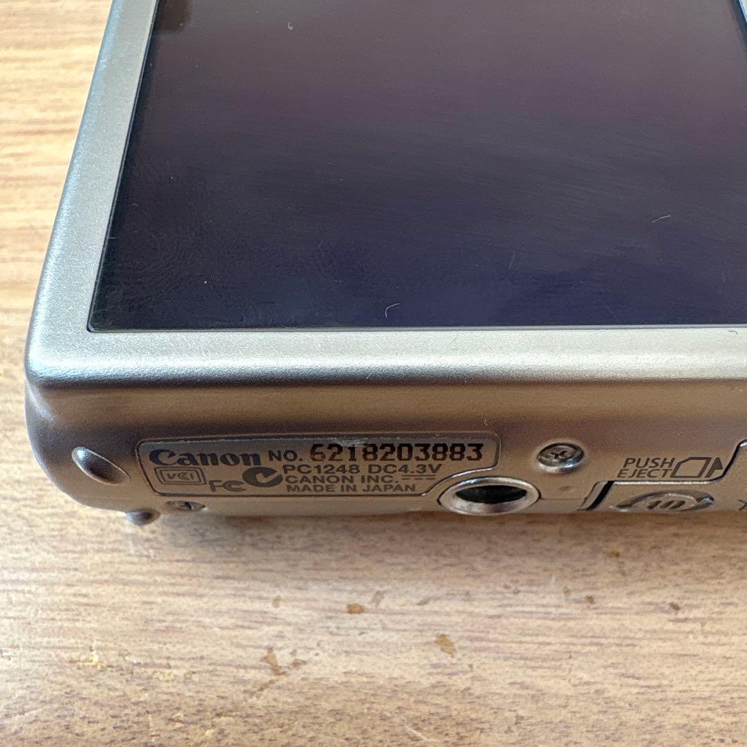 Canon IXY DIGITAL 2000 IS 【端子カバー破損】