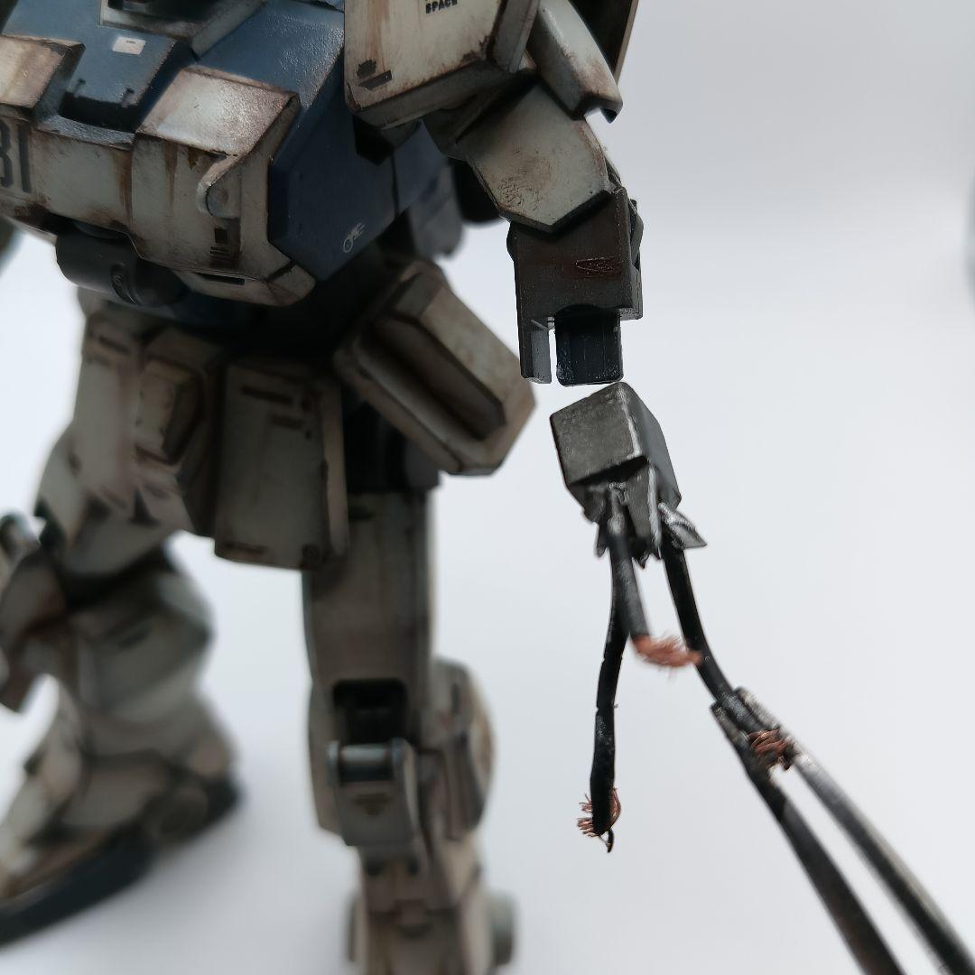 HGUC 1/144 ガンダムEz-8塗装完成品
