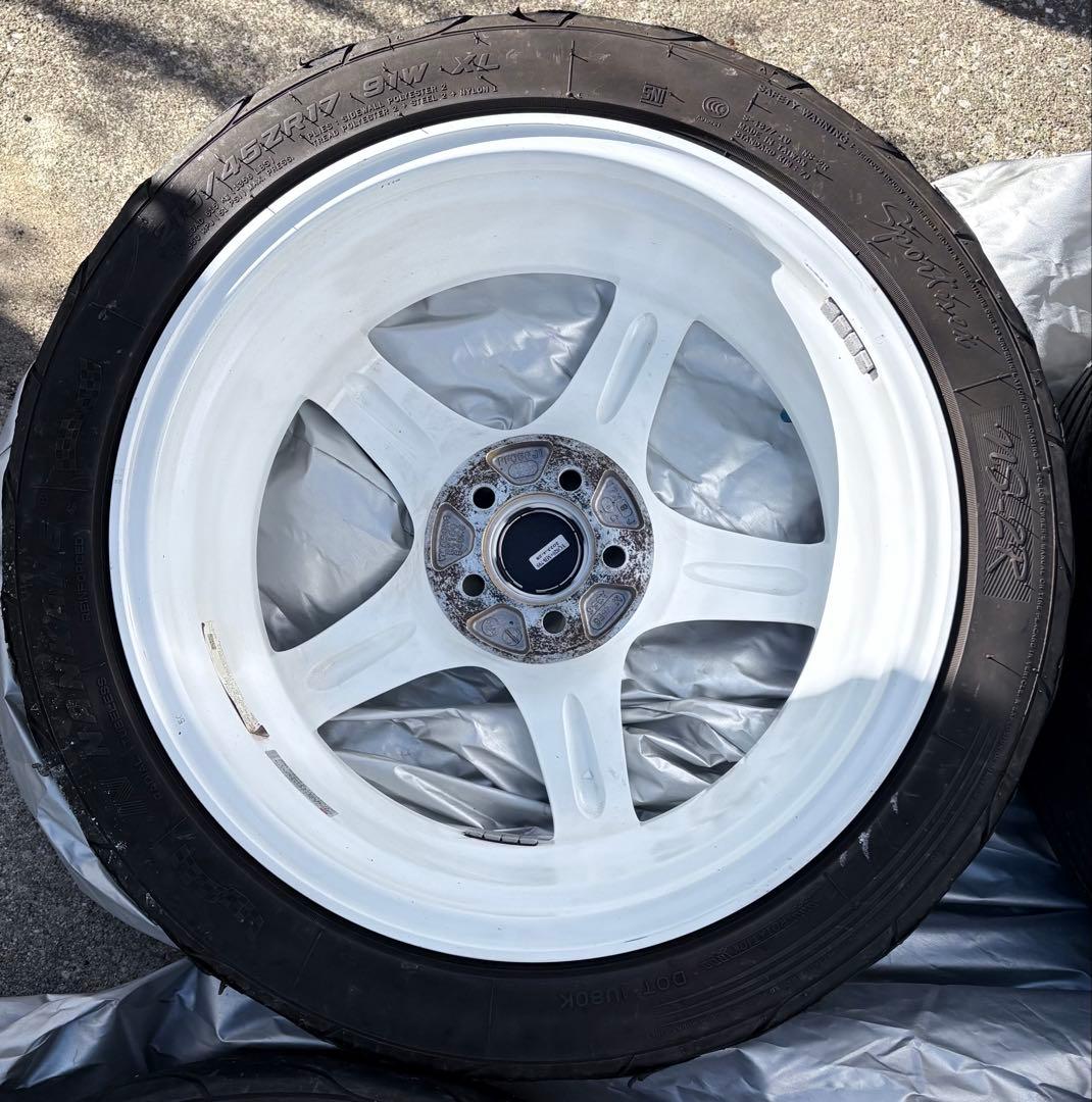 ENKEIエンケイPF05 17インチ8j pcd100 白ホイ