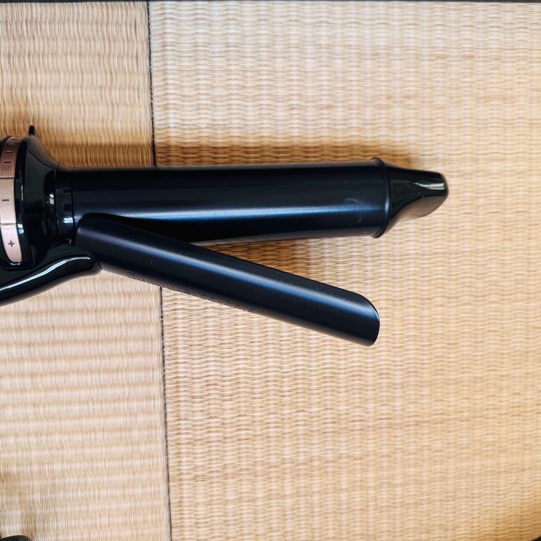 みっちゃん様【美品】ヘアビューロン 4D Plus カールアイロン 34mm｜