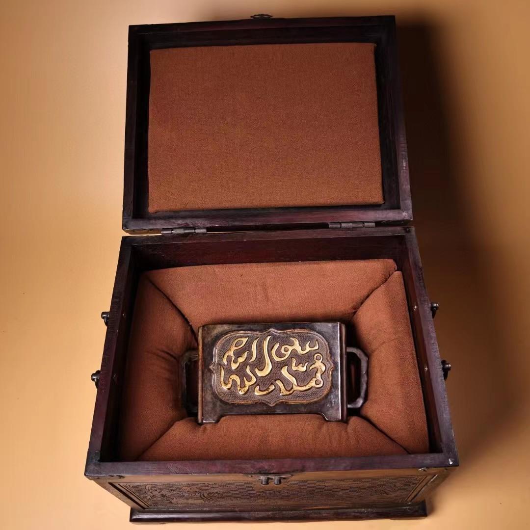 中国古美術・旧藏銅鎏金回文香炉・高浮彫・錾刻・純紫銅・純手作り・箱付き・文房置物