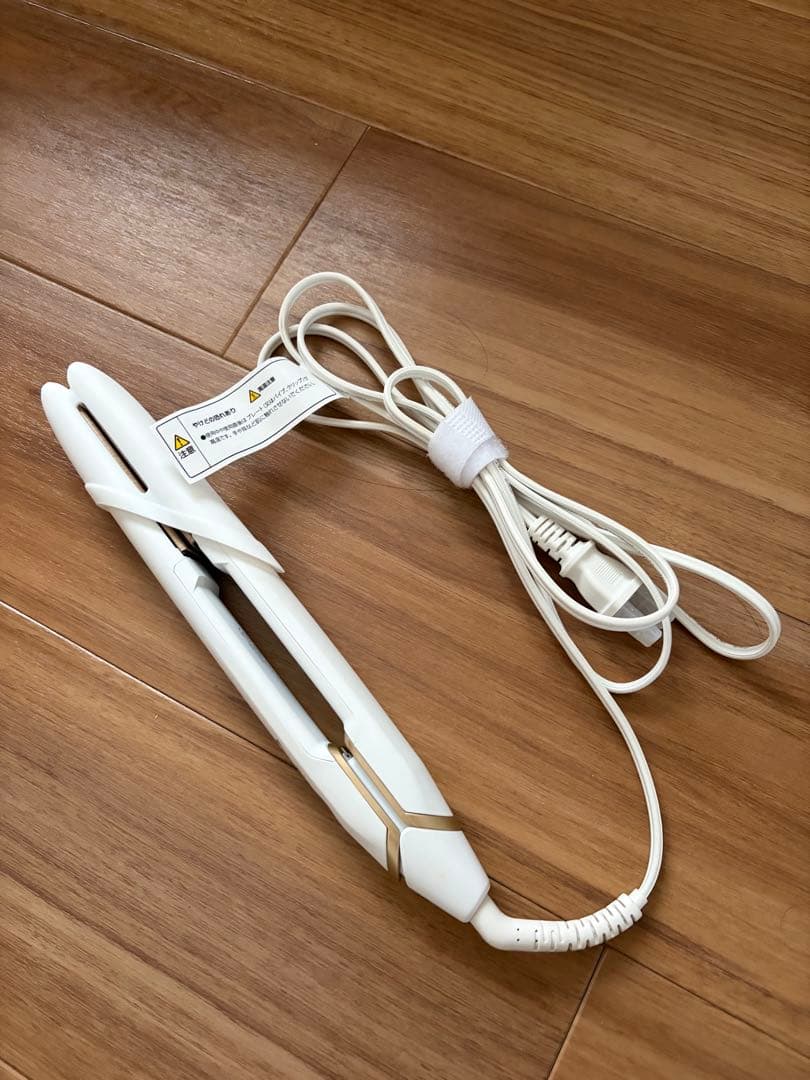 KINUJO ストレートヘアアイロン DS200-WH 海外対応モデル