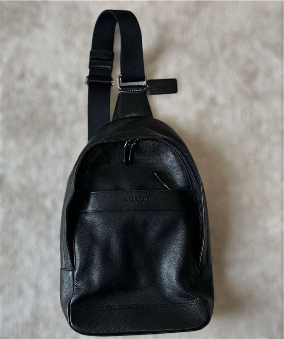 美品 COACH コーチ ボディバッグ ショルダーバッグ斜め掛け ブラック