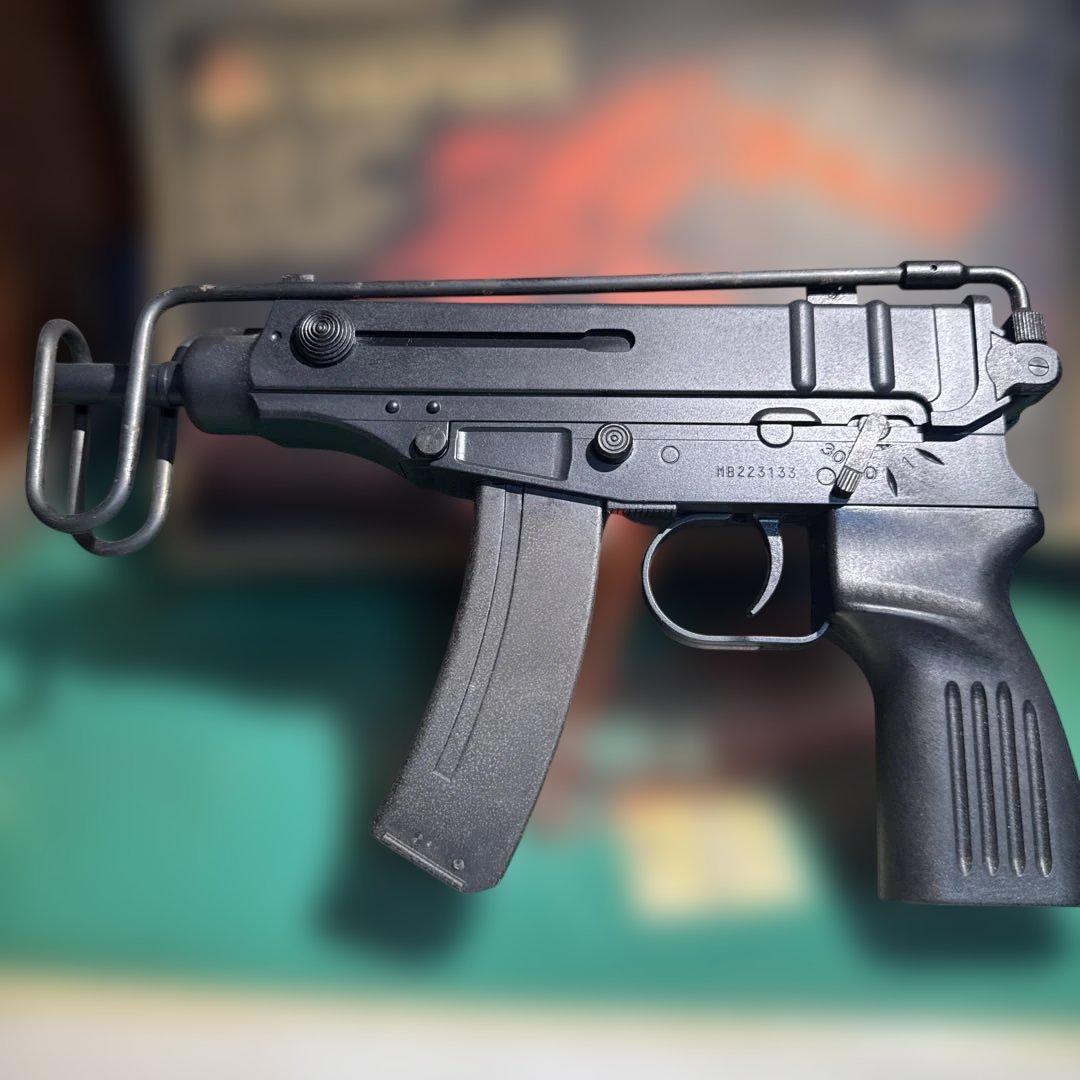 マルゼン　スコーピオン　vz61 scorpion