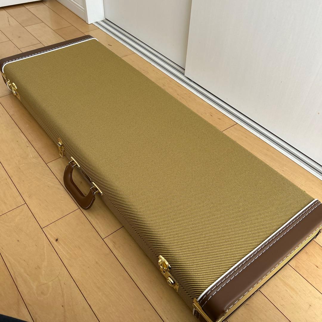 タンさん　定価35万超【美品】Fender アメビンII 57ストラト