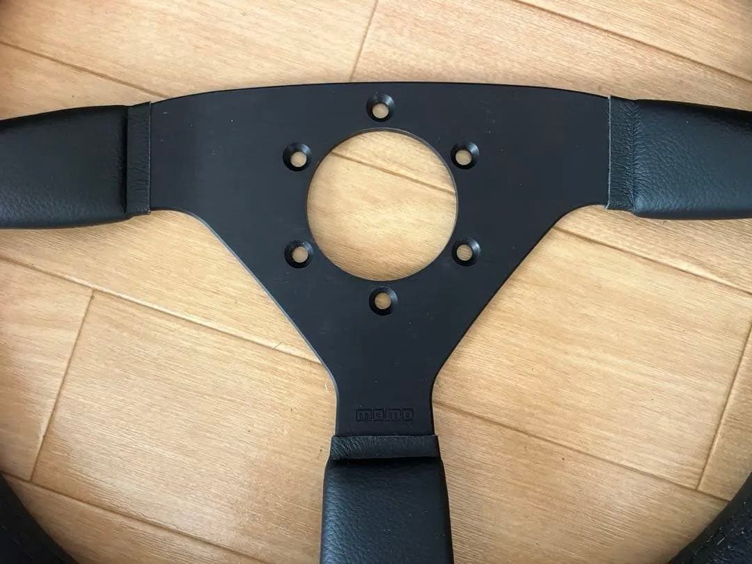 MOMO MONTECARLO ステアリング 38パイ