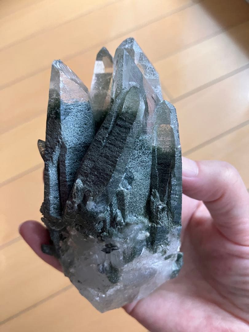 ガネーシュヒマール　原石