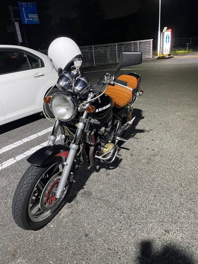 【ちぇちぇなちゃんさん専用】ゼファー400 外装セット　外装一式