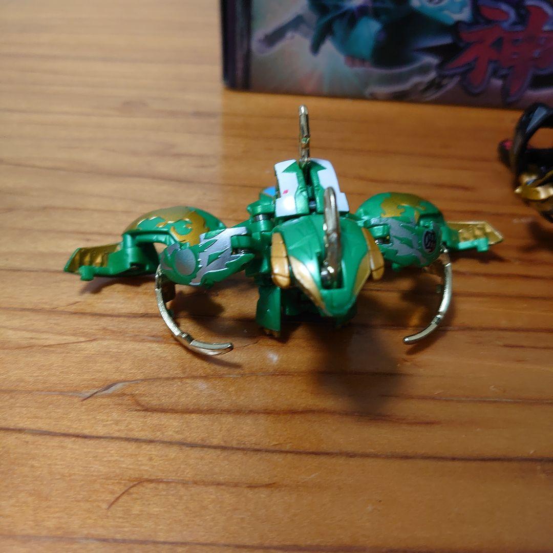 【激レア】 爆丸　神3 3体セット