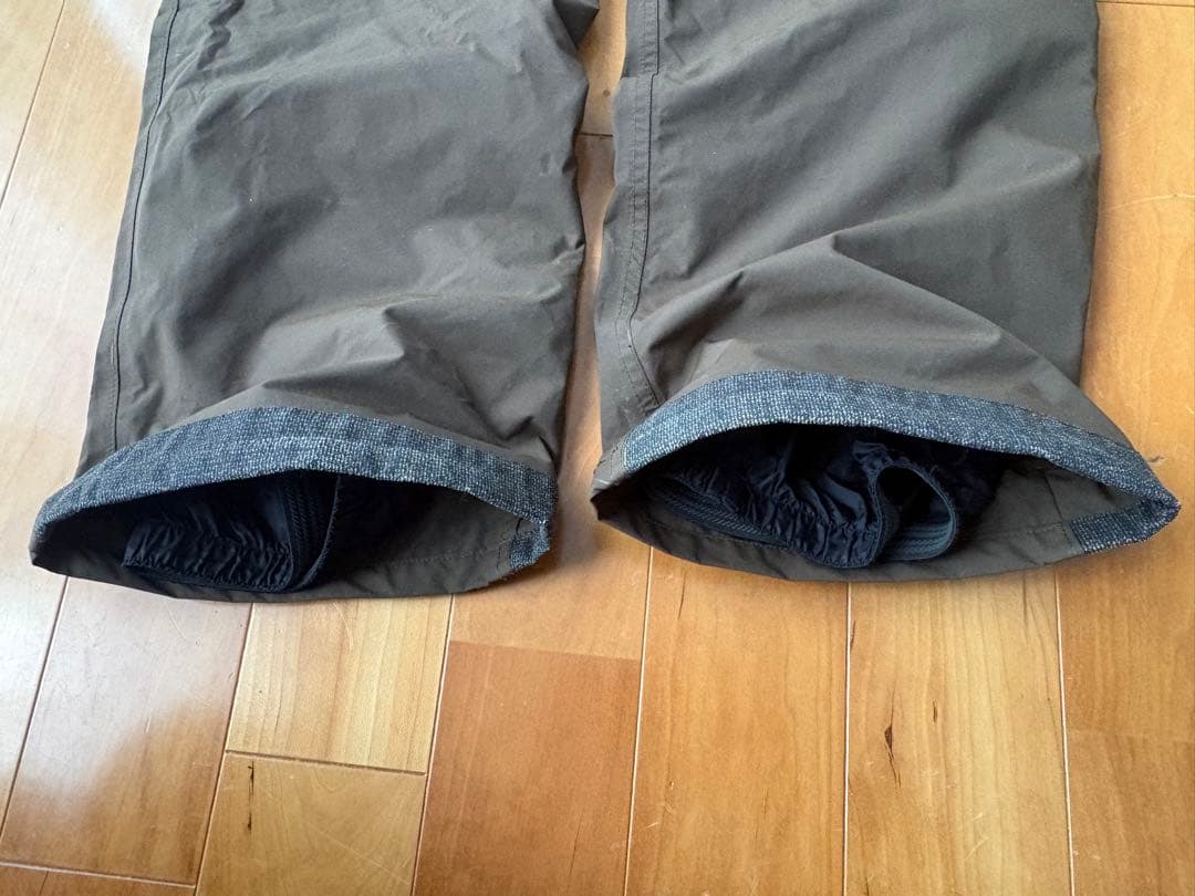 green Clothing Co. ビブパンツ、ダークグレー Lサイズ