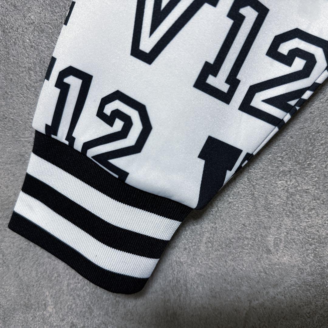 V12 ヴィトゥエルヴ ジップパーカー ジャケット 総柄 ロゴ ホワイト L